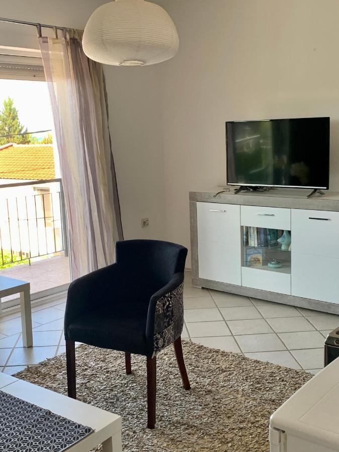 Apartman Ana Zeleni Pojas Bar Exteriör bild