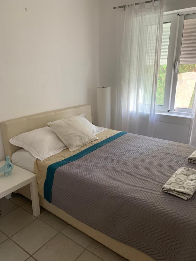 Apartman Ana Zeleni Pojas Bar Exteriör bild
