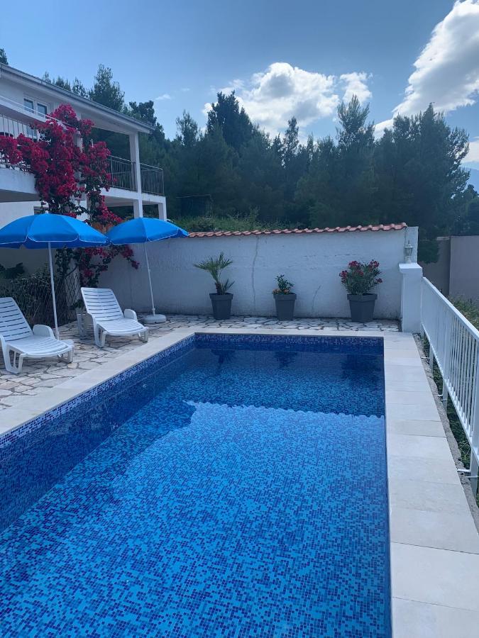 Apartman Ana Zeleni Pojas Bar Exteriör bild