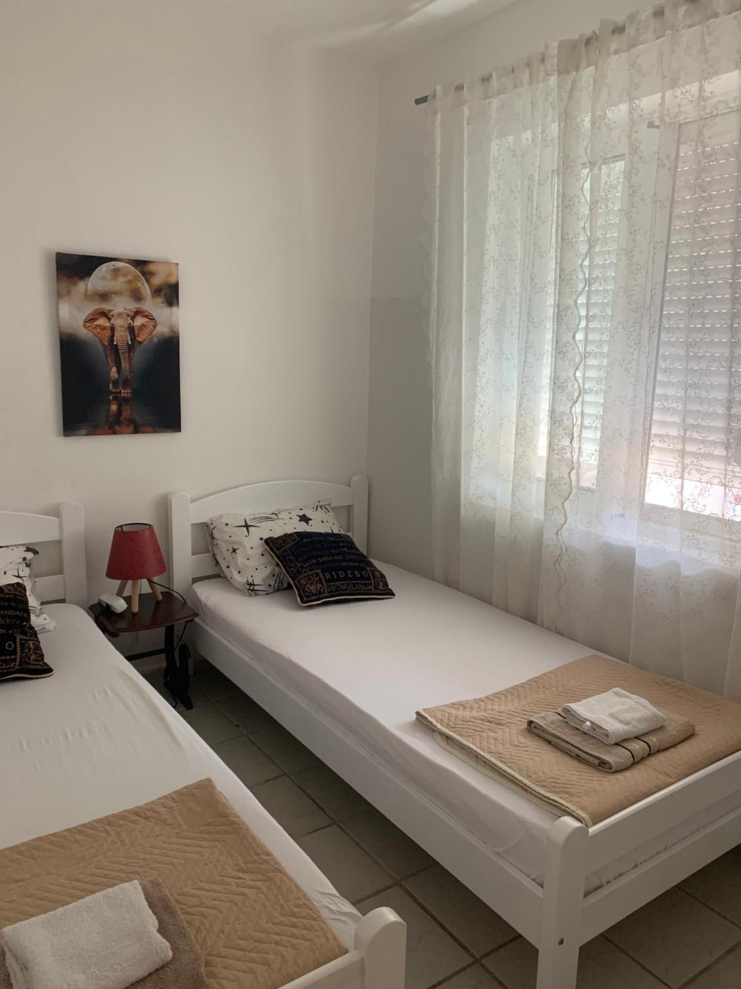Apartman Ana Zeleni Pojas Bar Exteriör bild